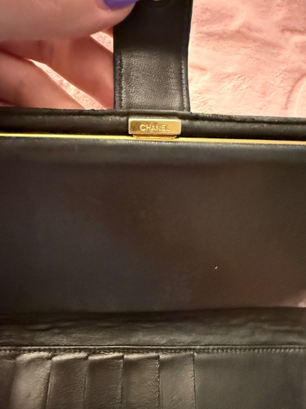 Authenticated CHANEL Black Caviar Leather Long Card Holder with Embossed CC - Picture 7 of 12